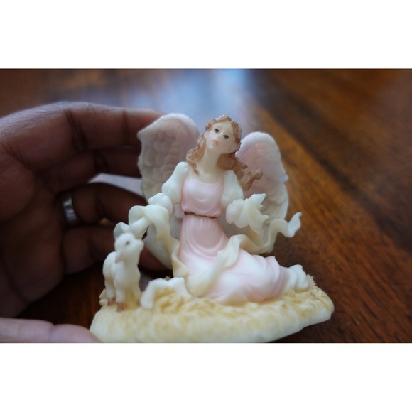 Seraphim Angel‎ Classics Cecilia figurine- pink and gold accents details - Picture 4 of 10